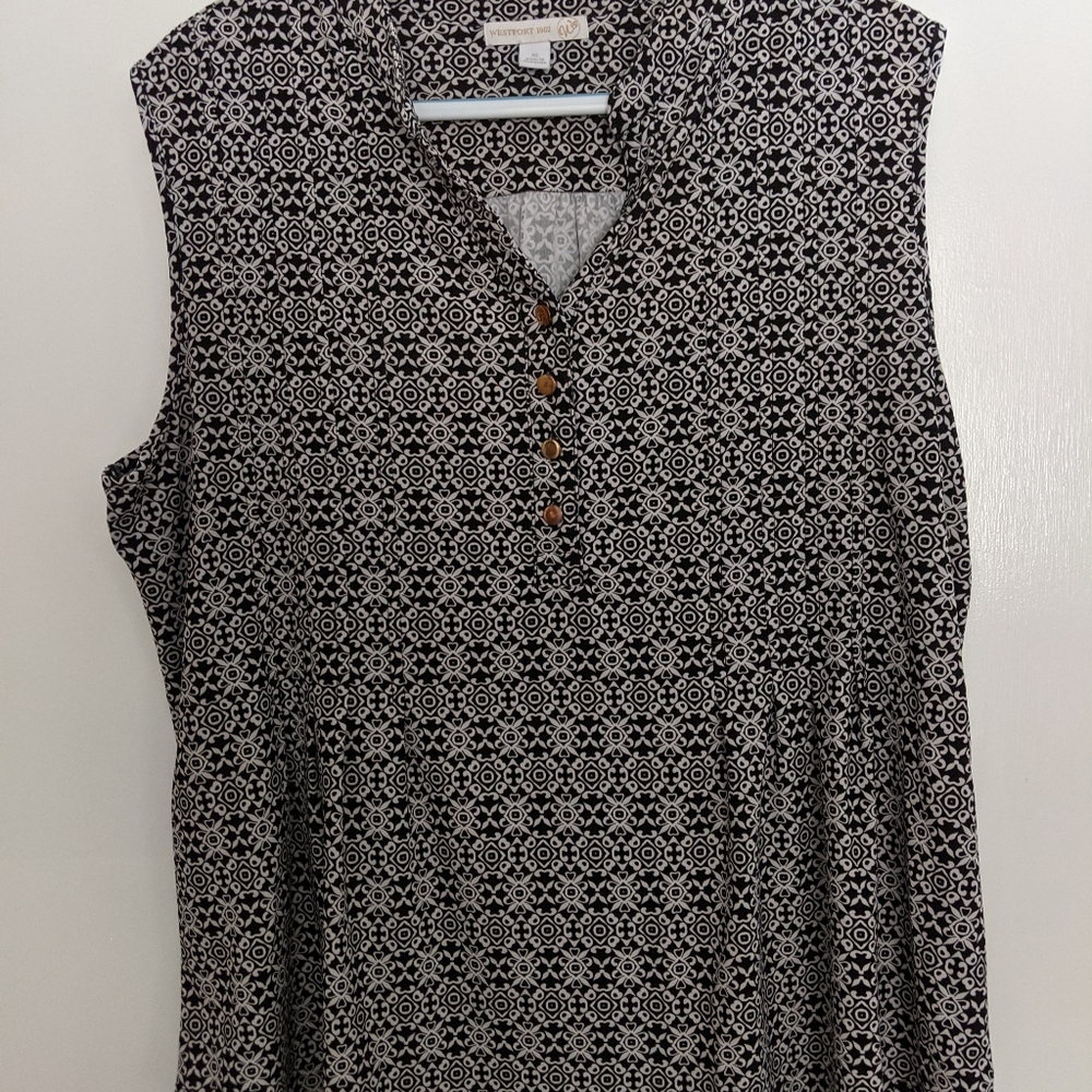 Sleeveless blouse